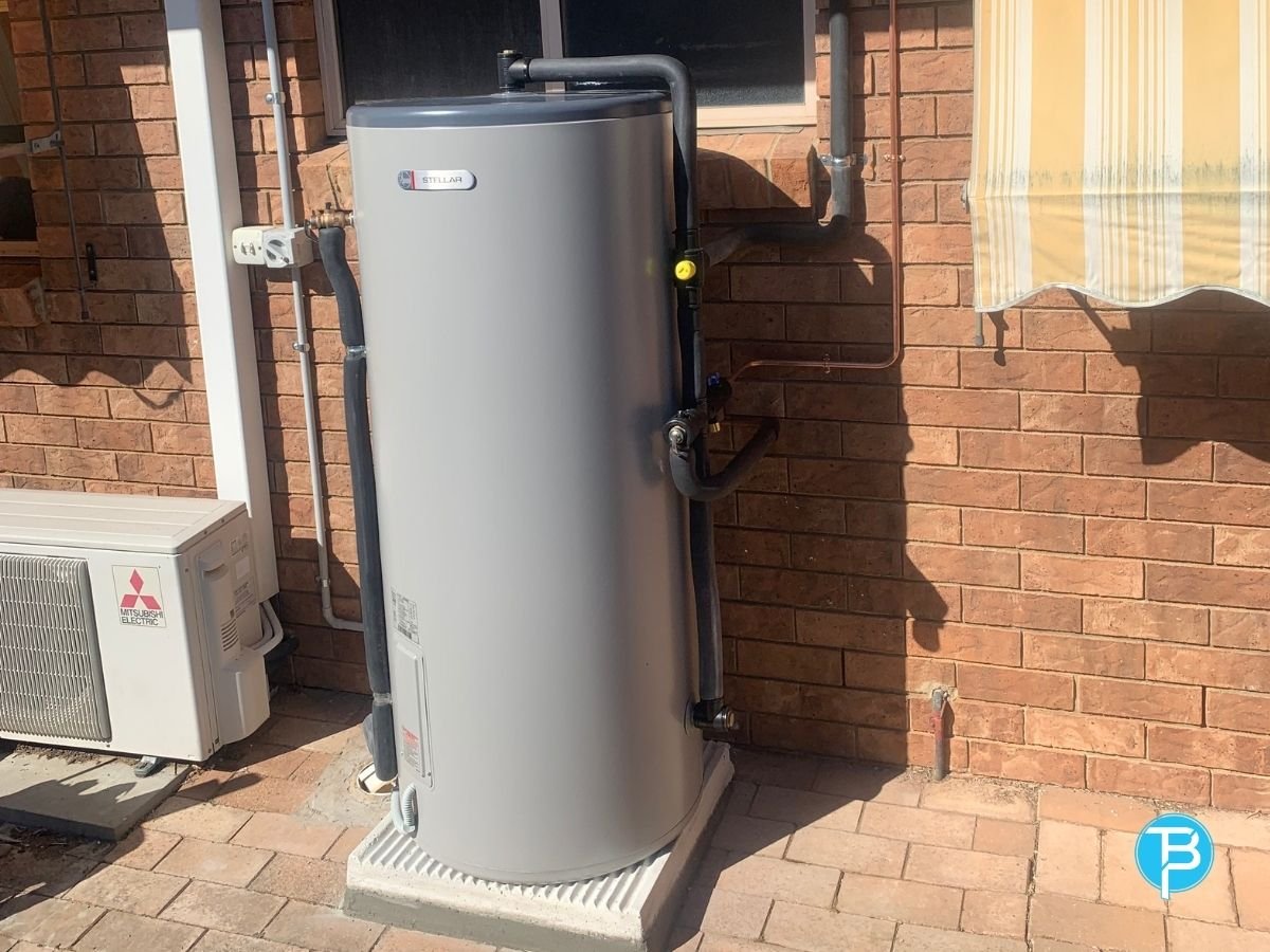 Marvellan Hot Water Service technician on a south Brisbane call-out